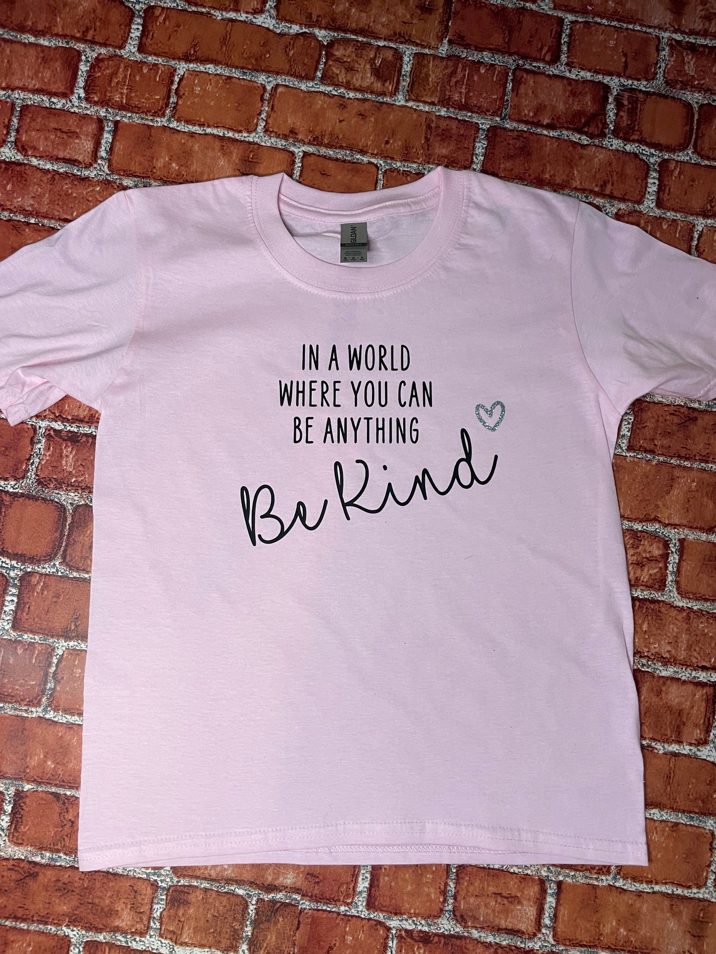 Be kind Children's T-shirt