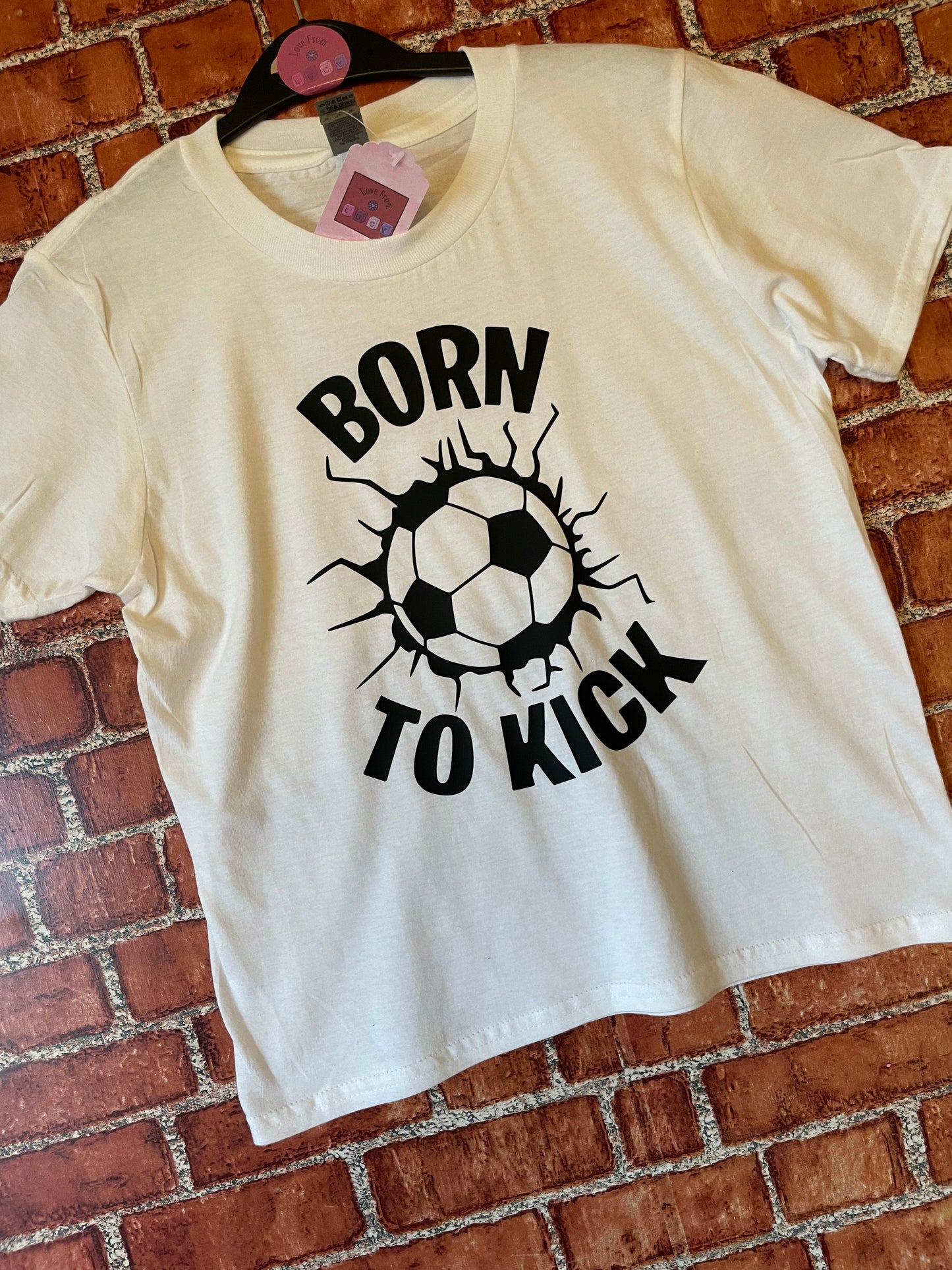 ‘Born to Kick’ t-shirt