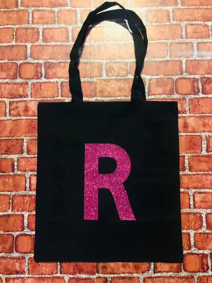 Initial tote bag